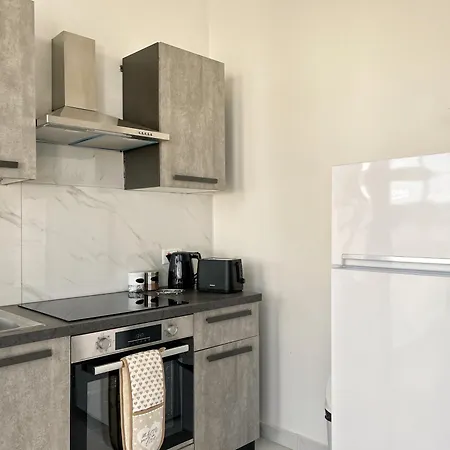 Apartament Marina *