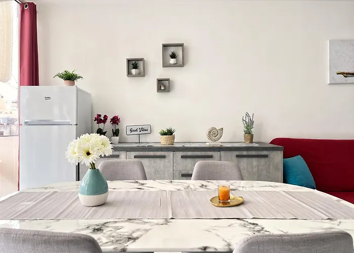 Marina 公寓 姆西达